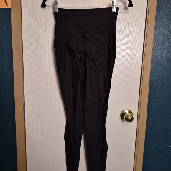 535π¦π lululemon Women's Black High-Waisted Leggings - Picture 2 of 4